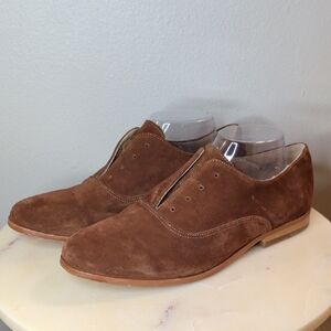 Brown Suede Derby Style Shoes